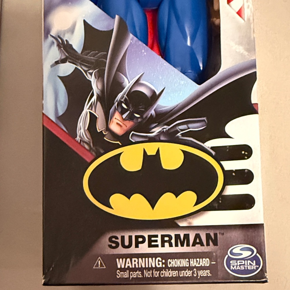 DC Comics Robin and Superman Holiday Action Figures - Red, Green, Blue - Picture 14 of 17